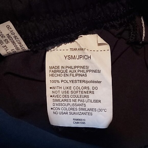 GIRLS 100% Polyester UA Black Sprint Shorts With White Trim - Size Small - Picture 6 of 6